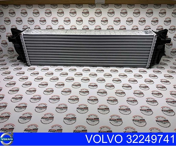 Radiador de intercooler 32249741 Volvo