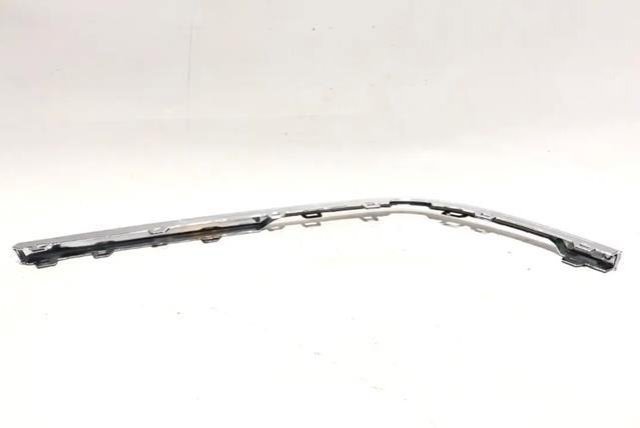 3CN8538422ZZ VAG Moldura direita do pára-choque traseiro