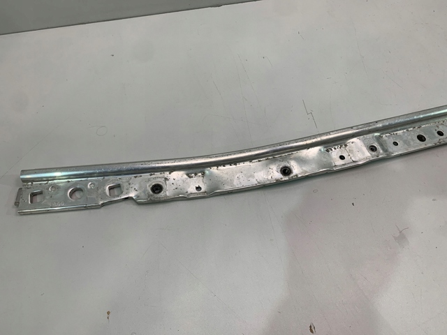 Suporte superior do radiador (painel de montagem de fixação das luzes) BMW 7357205 preço, a partir de 42,60 USD