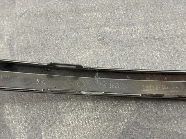 Moldura direita do pára-choque traseiro VAG 5618534602ZZ preço, a partir de 58,84 USD