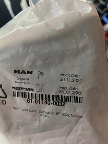 Tampa da dobradiça do capô MAN 81611400032 preço, a partir de 3,53 USD