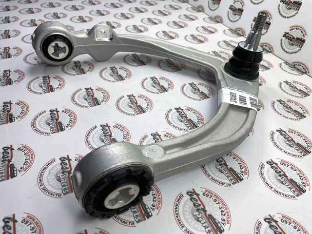 32424508 Volvo Braço oscilante superior direito de suspensão dianteira