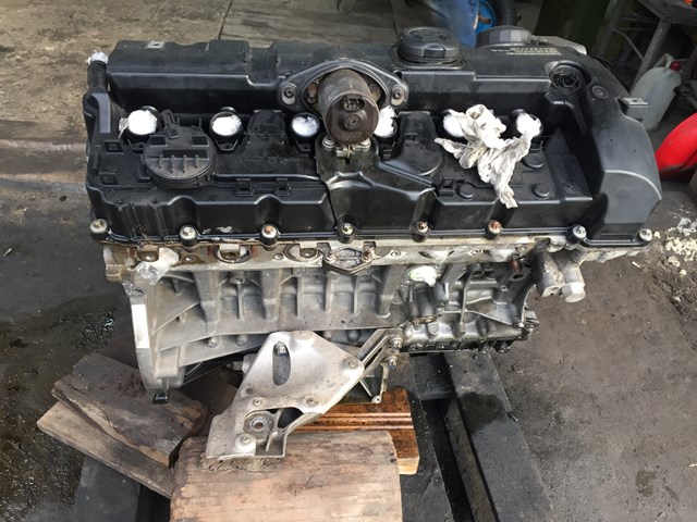 Motor montado 11000421209 BMW