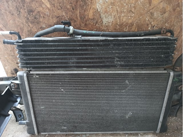 9499D169 Mitsubishi Radiador de esfriamento, Caixa Automática de Mudança