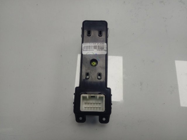 Compre 93580D3121 Hyundai/Kia 