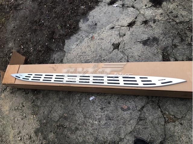 Placa sobreposta de estribo 1676904702 Mercedes