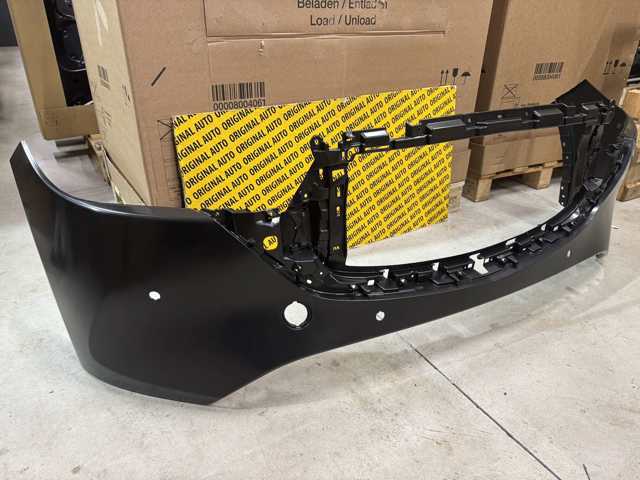 Pára-choque dianteiro, parte superior Mazda KSD550031ABB preço, a partir de 219,61 USD