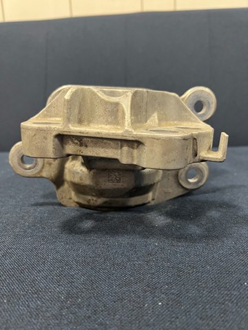 Compre LR114070 Land Rover Coxim (suporte) traseiro de motor