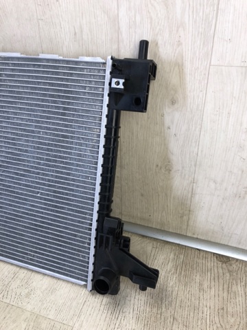 Compre 22839735 General Motors Radiador de esfriamento de motor