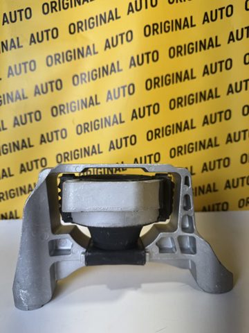 BBN339060B Mazda Coxim (suporte) direito de motor