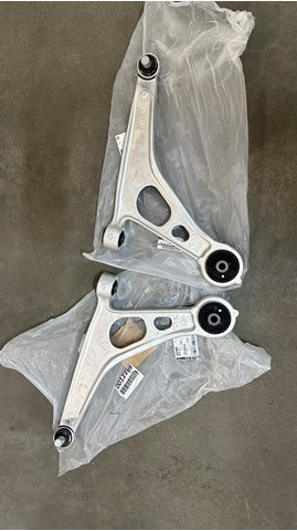 Braço oscilante inferior esquerdo de suspensão dianteira Nissan/Infiniti 545016RR0B preço, a partir de 315,34 USD
