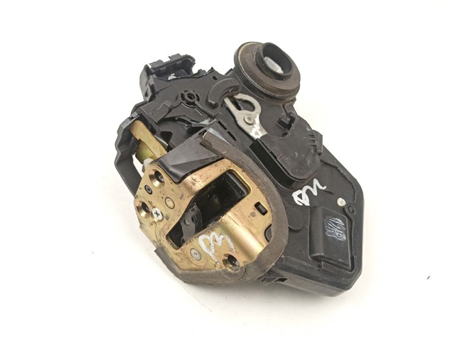 Compre 6905052120 Daihatsu Fecho da porta traseira direita