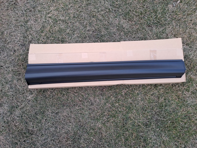 Moldura da porta dianteira direita Mazda KB7W51RA0E preço, a partir de 58,61 USD