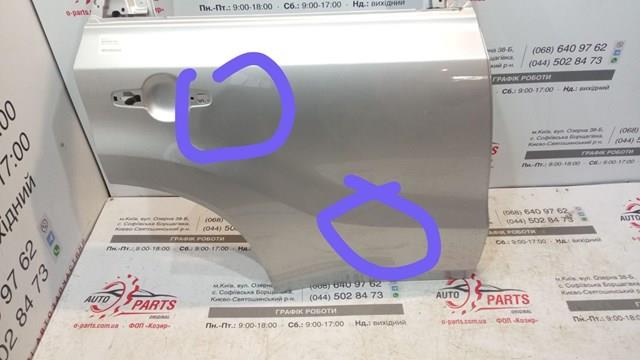 6800354P01000 Suzuki Porta traseira direita