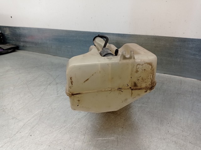 Compre Tanque de fluido para lavador de vidro Iveco Daily 3