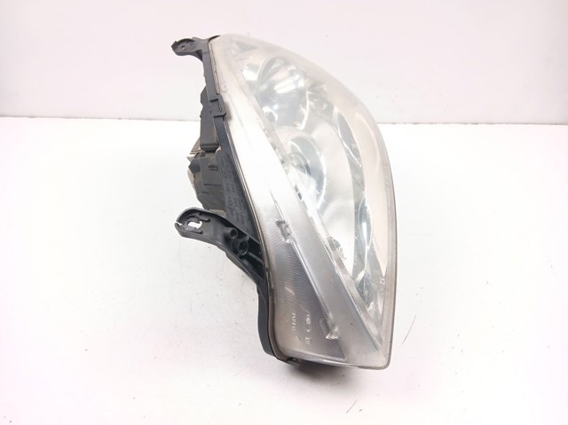 Luz esquerda 13100535 Opel