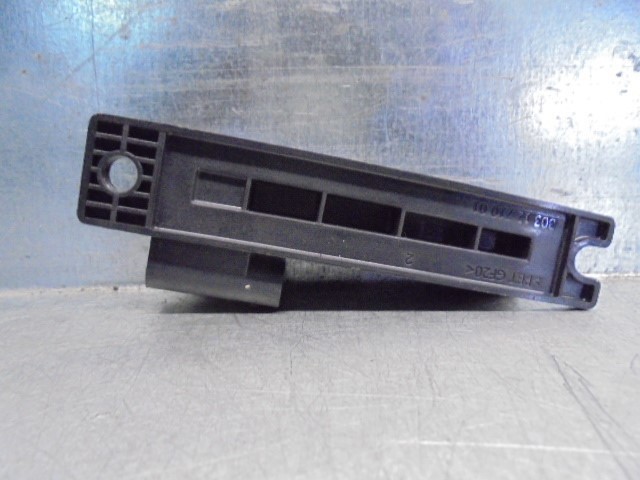 Antena AH4215K603AA Land Rover