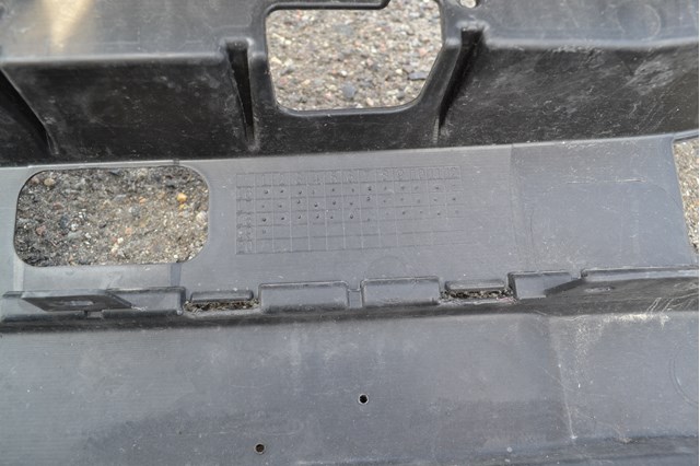 Pára-choque dianteiro, parte inferior 7172164R0 Suzuki