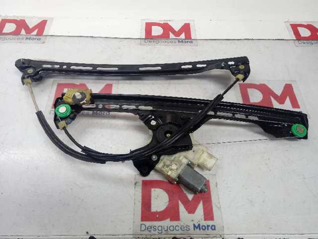 Mecanismo de acionamento de vidro da porta dianteira direita 9675924680 Peugeot/Citroen