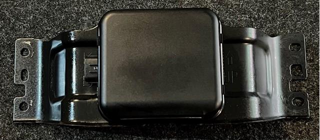 KB8C67XA1 Mazda Sensor de radar de distância