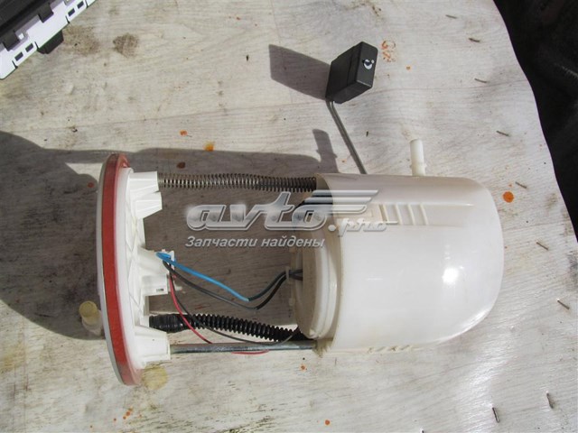 Compre PE1A1335X Mazda Módulo de bomba de combustível com sensor do nível de combustível