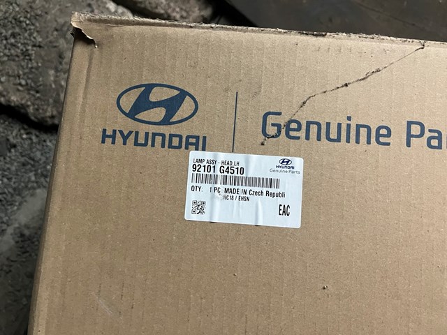 Luz esquerda 92101G4510 Hyundai/Kia