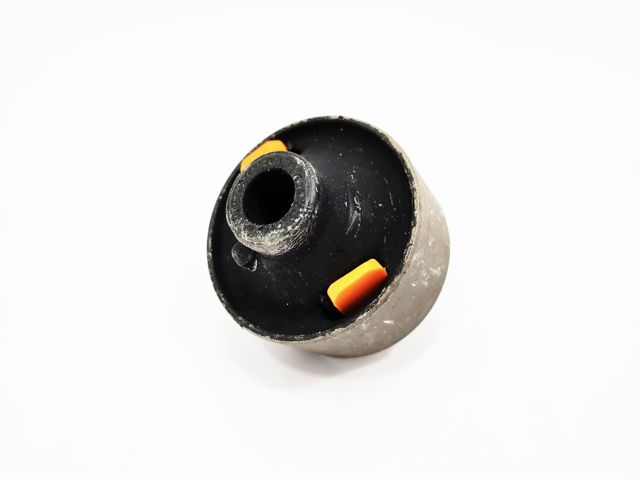 Compre T212909080 Chery Bloco silencioso dianteiro do braço oscilante inferior