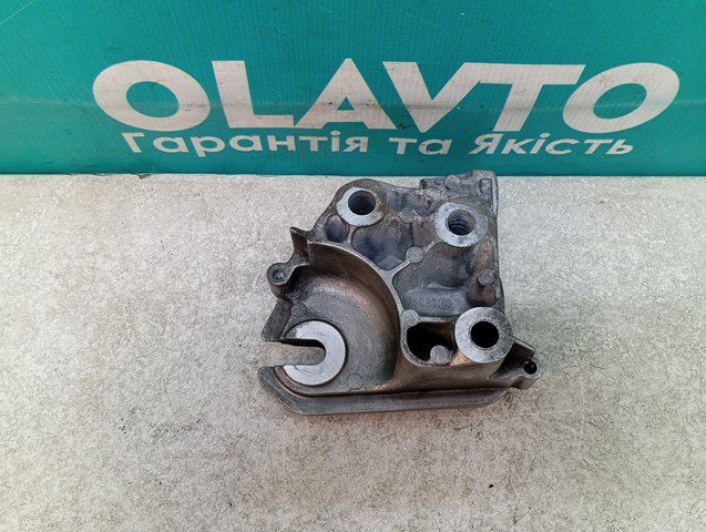 Coxim (suporte) direito de motor BBN339060B Mazda