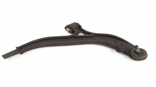 04694972AA Chrysler Braço oscilante inferior direito de suspensão dianteira
