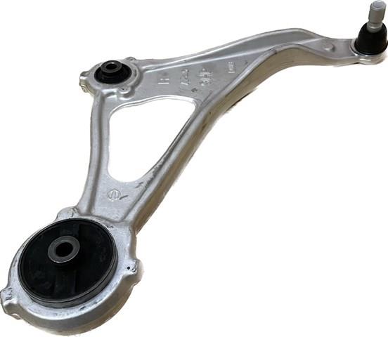 545009HP0A Nissan/Infiniti Braço oscilante inferior direito de suspensão dianteira