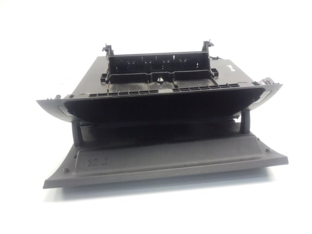 Caixa para porta-luvas (porta-luvas) Mercedes 1776801200 preço, a partir de 117,68 USD