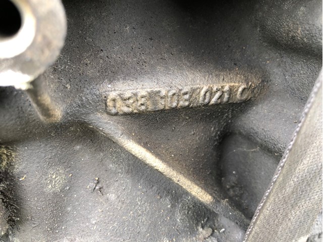 038103021C VAG Bloco de cilindros de motor