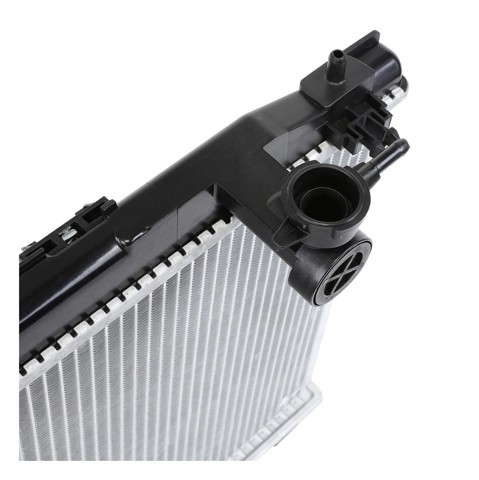 Radiador de esfriamento de motor TYC 613TYA214