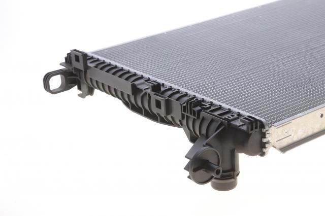 Compre 550219 NRF Radiador de esfriamento de motor