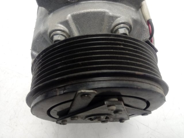 Disco de acoplamento do compressor de aparelho de ar condicionado 8200454172B Renault (RVI)