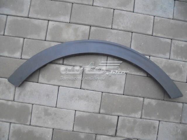 Expansor (placa sobreposta) de arco do pára-lama dianteiro direito 87714F1000 Hyundai/Kia