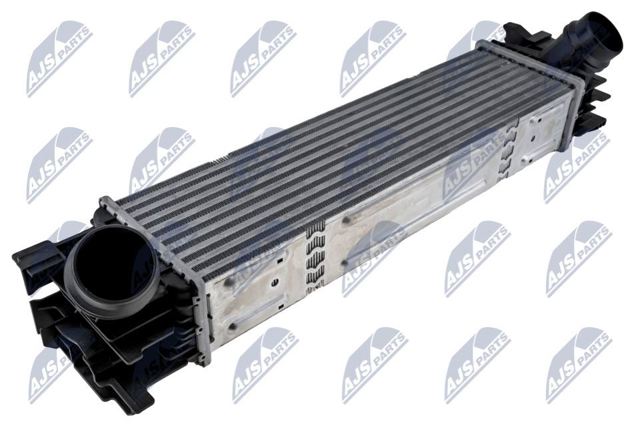 Radiador de intercooler BMW 8592701