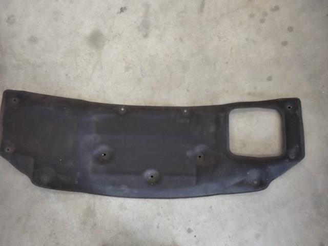 Isolamento de ruído da capota Mercedes 9106822800 preço, a partir de 96,45 USD