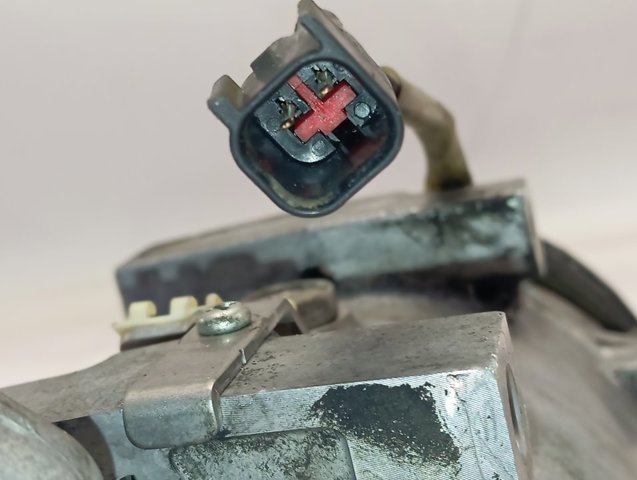 Compressor de aparelho de ar condicionado Mazda 3M5H19D629SB