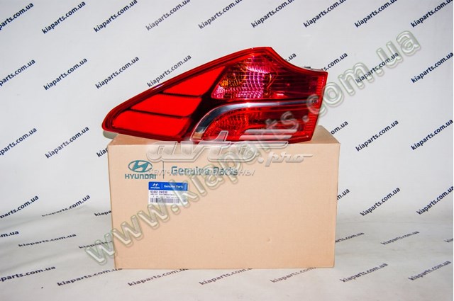 924022W030 Hyundai/Kia Lanterna traseira direita externa
