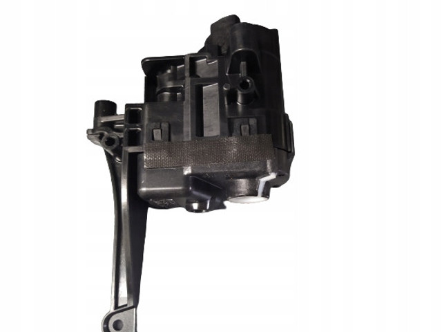 Motor de acionamento do lente do espelho de retrovisão esquerdo Mazda KDY06915Z