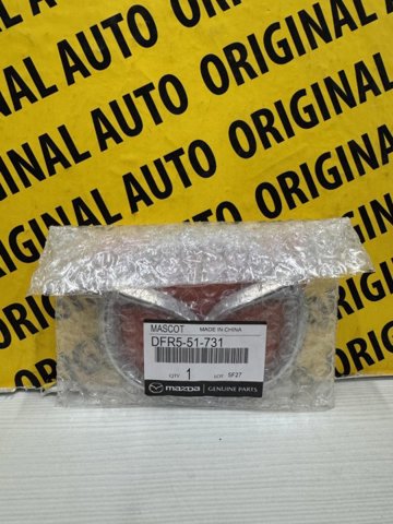 Emblema de tampa de porta-malas (emblema de firma) Mazda CX-30  DM
