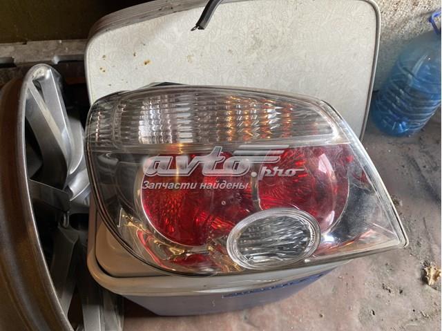 Lanterna traseira direita Mitsubishi 8330A288 preço, a partir de 373,03 USD