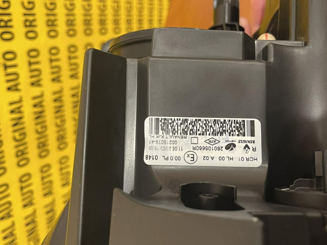 Compre 260105660R Renault (RVI) Luz direita