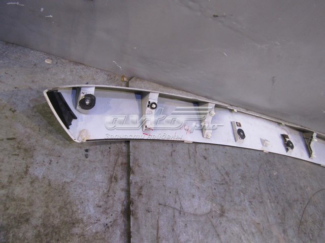 Spoiler de porta-malas (de 3ª/5ª porta traseira) 6515A012WA Mitsubishi