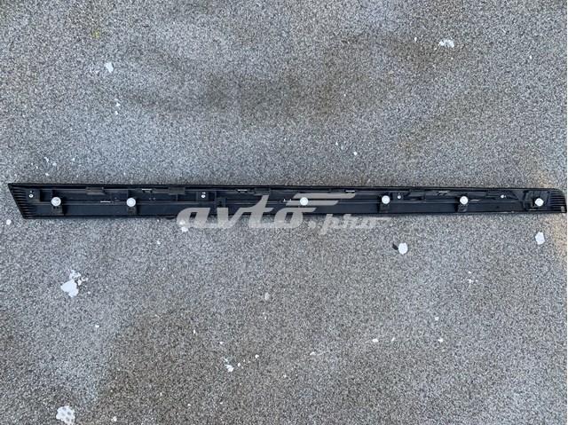 Moldura da porta dianteira direita inferior Nissan/Infiniti 808766FR0A preço, a partir de 112,05 USD