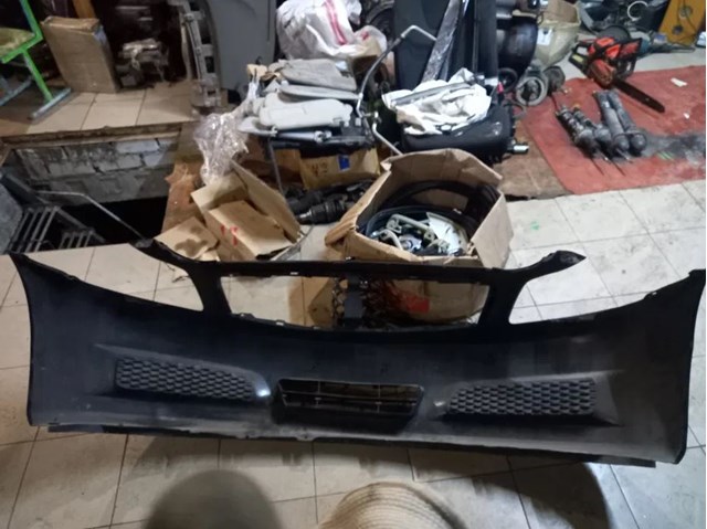Pára-choque dianteiro para Infiniti G35  V36