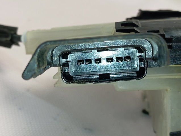 Fecho da porta dianteira esquerda Peugeot 508 II FB, FH, F3