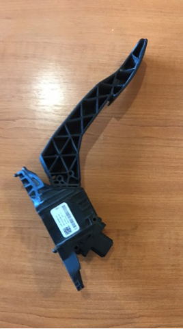 Pedal de gás (de acelerador) para Ford Escape III DFK