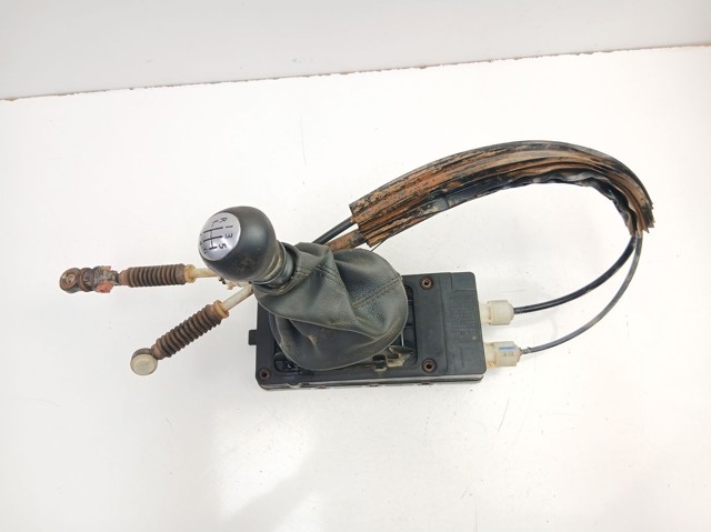 Avalanca de mudança 8200976710 Renault (RVI)